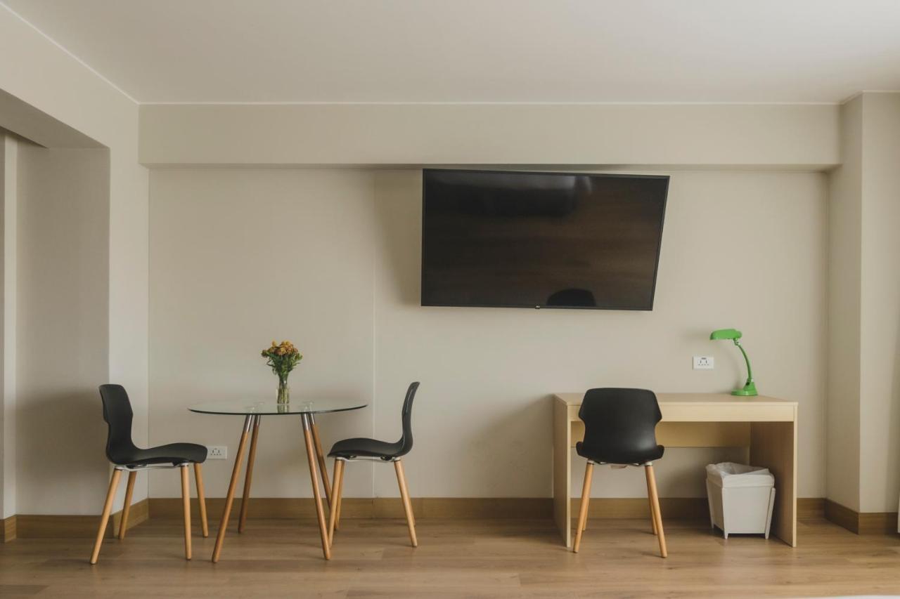 Arte Hotel Лима Екстериор снимка